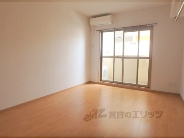 居室・リビング　洋室