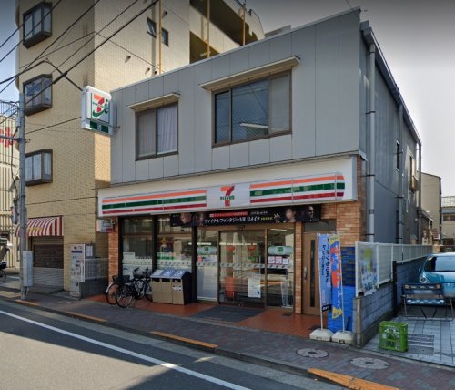 コンビニ　セブンイレブン 大森東店（コンビニ）まで174m