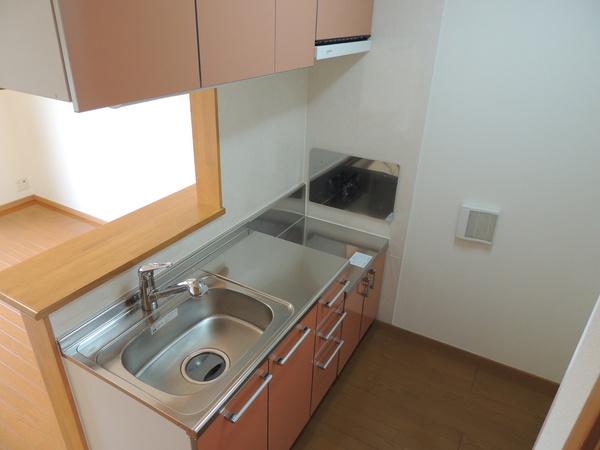 キッチン　同物件別室