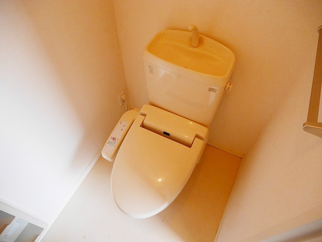 トイレ　☆温水便座付き☆