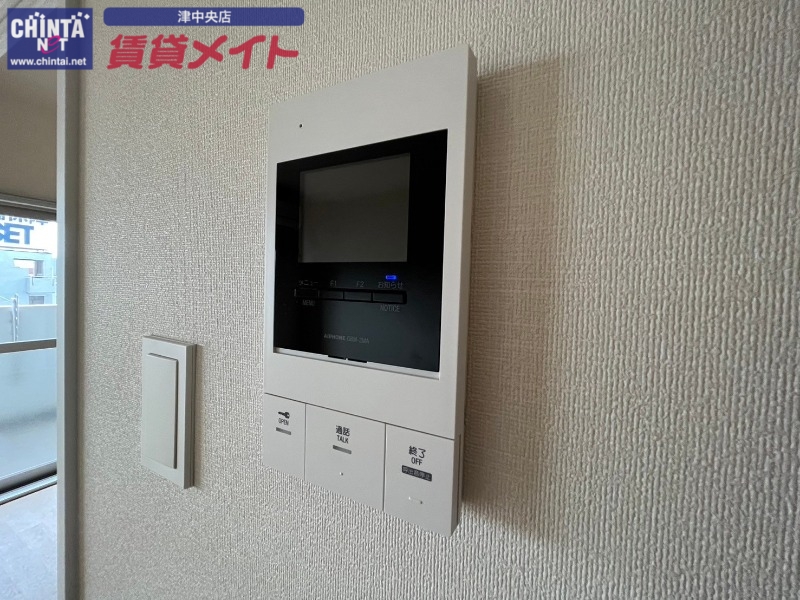 セキュリティ　別部屋反転参考写真です。