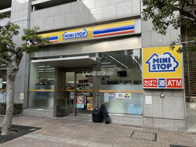 公園　新宿区立花園西公園（公園）まで486m