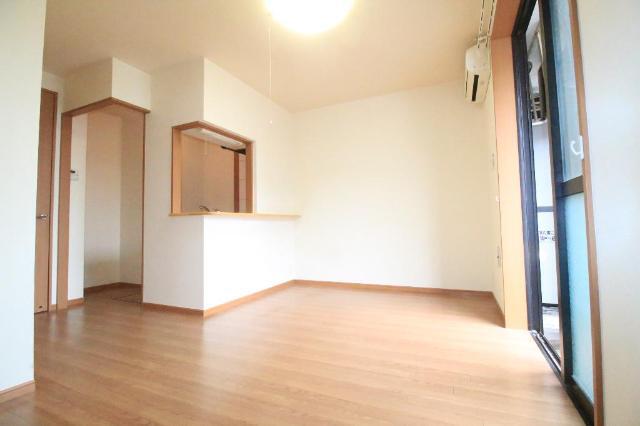 居室・リビング　リビング