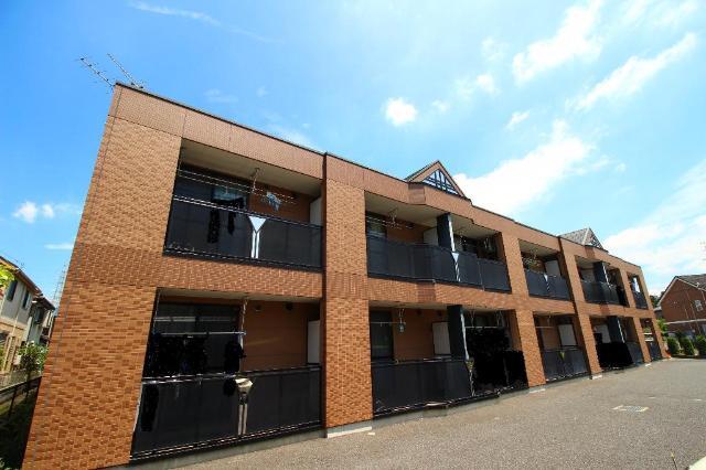 建物外観　外観写真（昼）