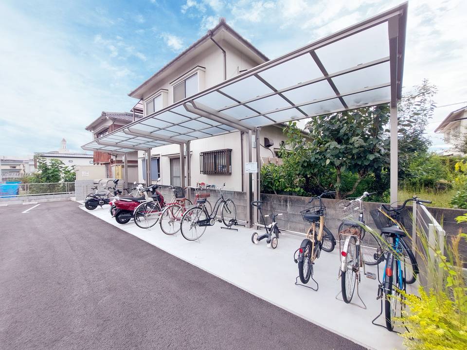 駐車場　駐輪場