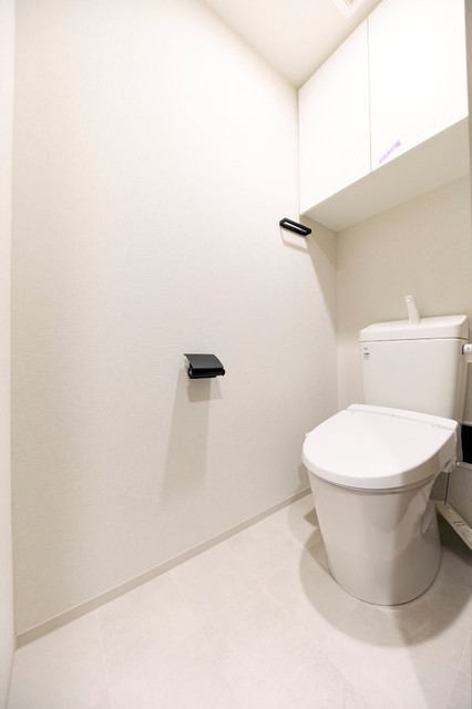 トイレ　※写真は同タイプ住戸です。