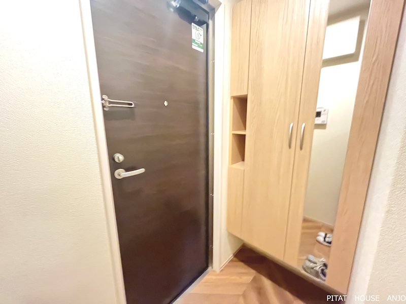 玄関　同物件別部屋
