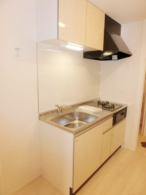 キッチン　２口ガスシステムキッチン。