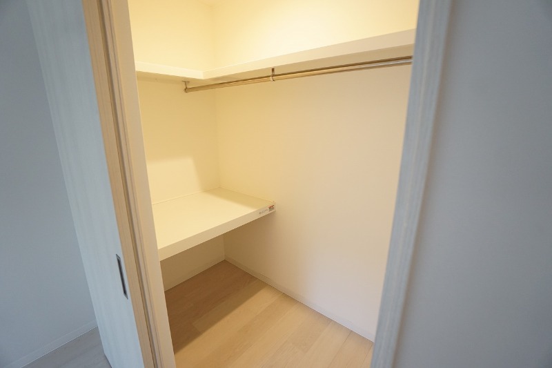 収納　ウォークインクローゼット