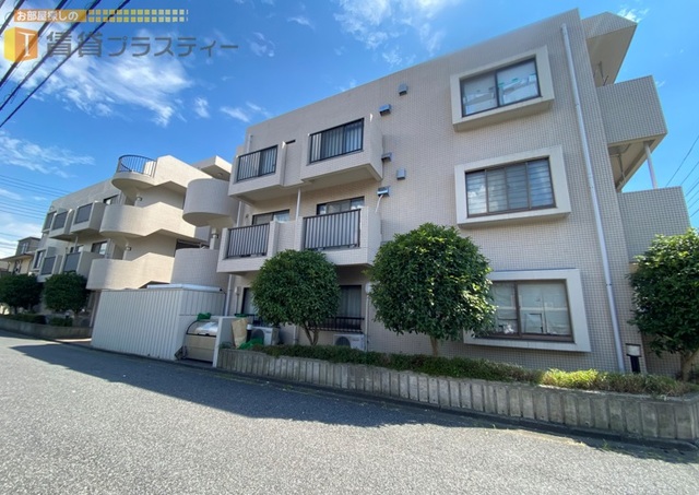 建物外観　閑静な住宅街に立地のファミリーマンション