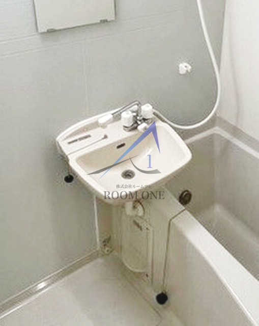 洗面設備　洗面台です。