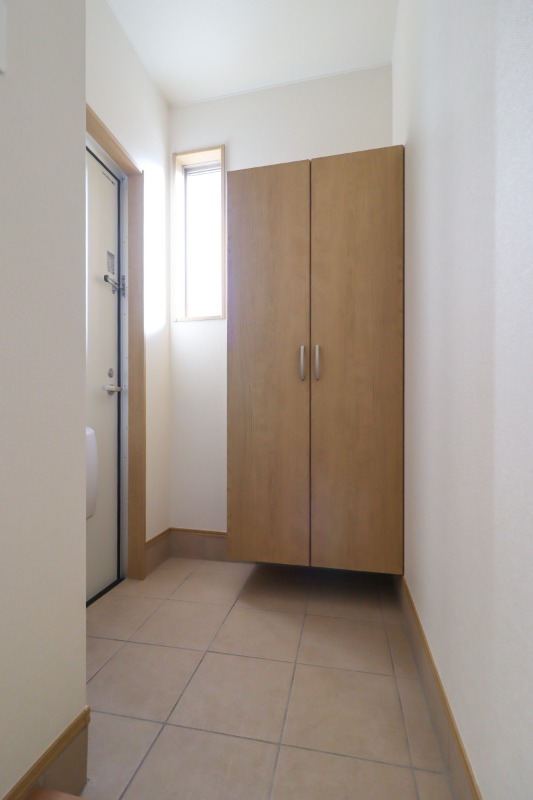 玄関　図面と現状に相違がある場合には現状を優先