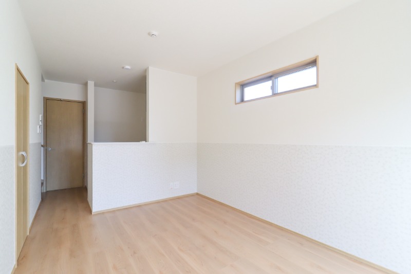 居室・リビング　図面と現状に相違がある場合には現状を優先