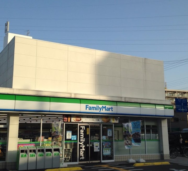 コンビニ　ファミリーマート 豊里七丁目店（コンビニ）まで388m