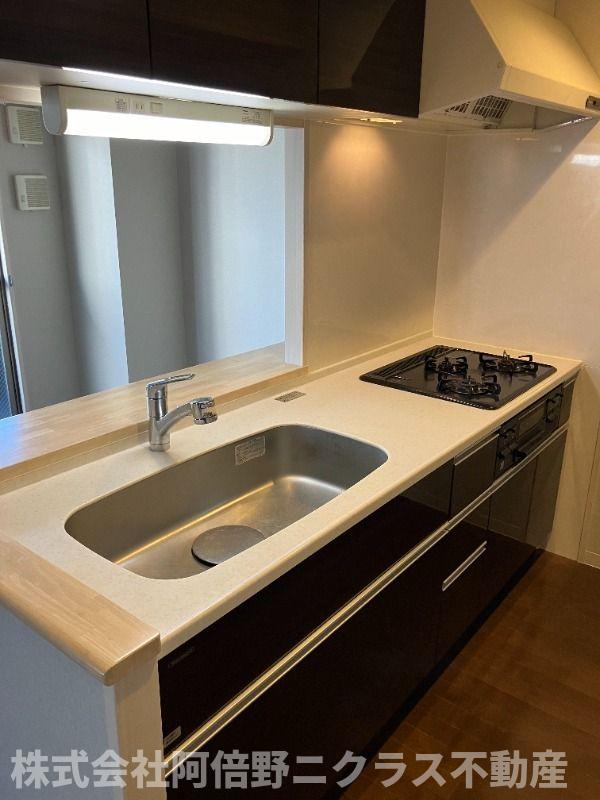 キッチン　内装は別部屋の参考写真です。