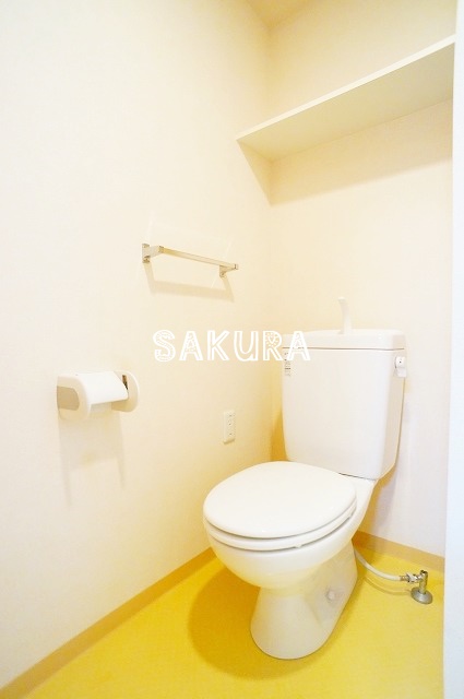 トイレ　清潔感のある水回り♪