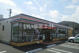 コンビニ　セブンイレブン 豊橋立花町店（コンビニ）まで759m