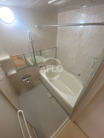 バス・シャワールーム　abitare Naniwa Inari　浴室