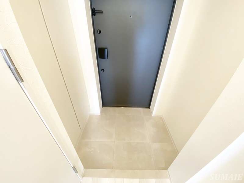 玄関　落ち着いた玄関です