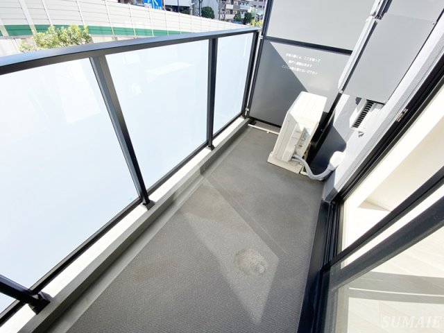 バルコニー　バルコニーがあります