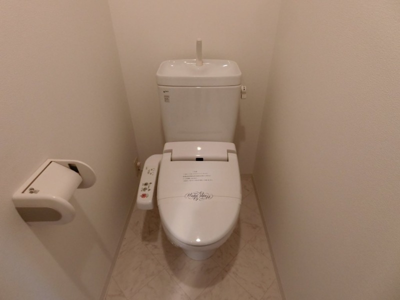 トイレ　同間取　別号室