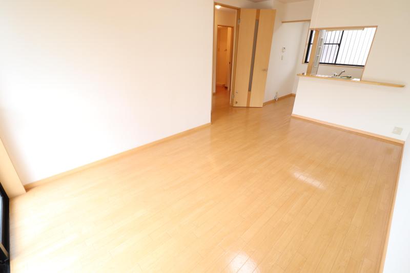 居室・リビング　リビング１３．４帖