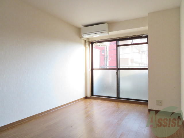 その他部屋・スペース　７．２帖の洋室を別な角度から見てみました～。