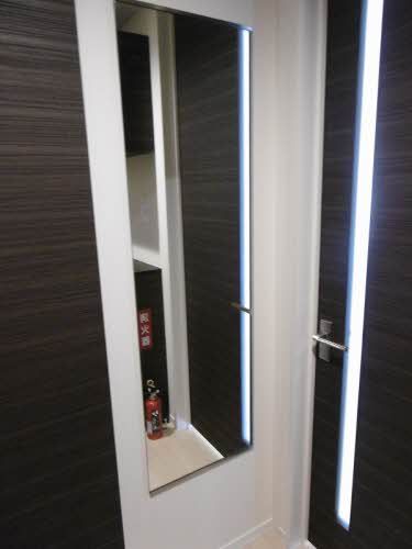 その他設備　姿見