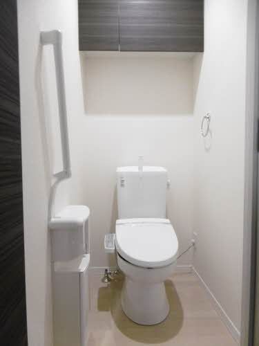 トイレ　トイレ