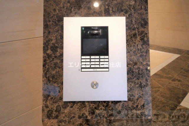 セキュリティ　下駄箱