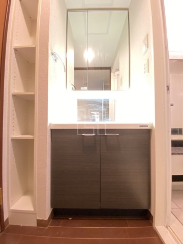 洗面設備　CITY SPIRE桜川I　独立洗面台