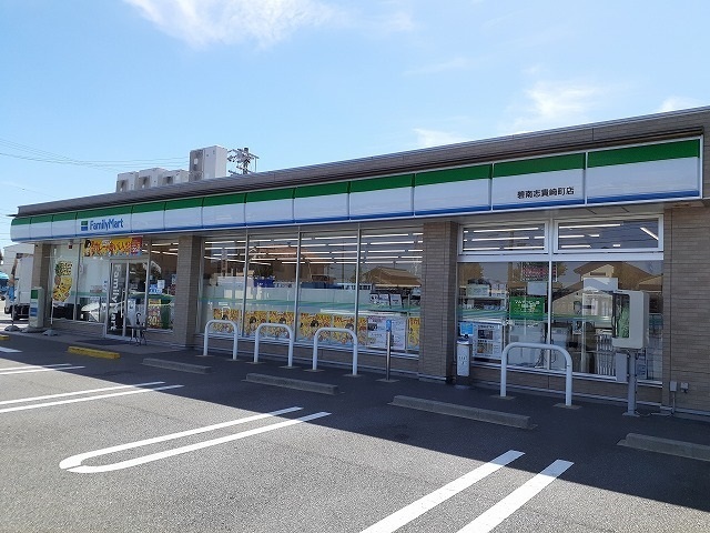 コンビニ　ファミリーマート碧南志貴崎町店（コンビニ）まで249m