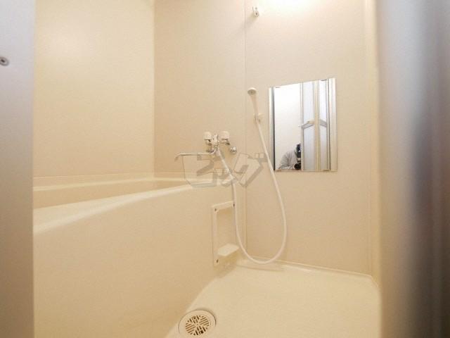 バス・シャワールーム　きれいなお風呂で快適バスタイム♪