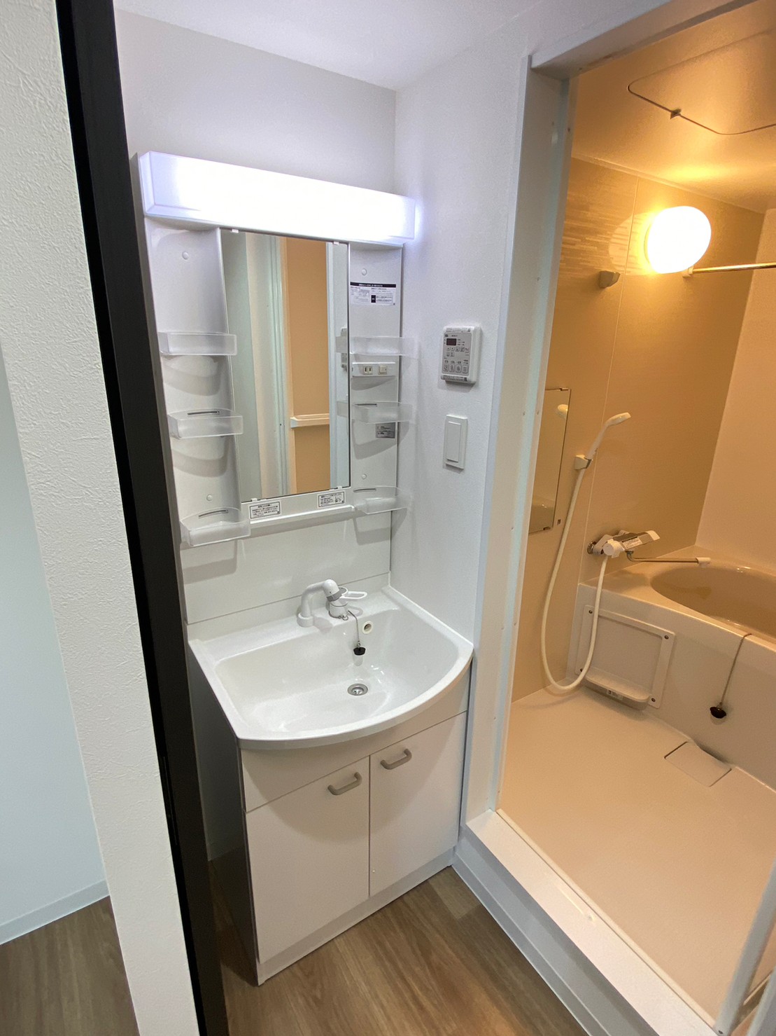 洗面設備　※反転タイプ