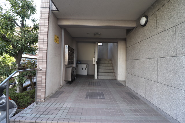 エントランス　入り口