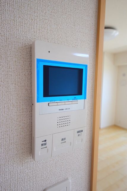 セキュリティ　同物件別部屋写真