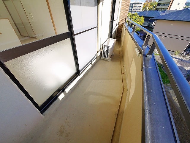 バルコニー　バルコニー付きです