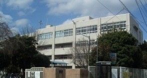小学校　鴻巣市立松原小学校（小学校）まで810m
