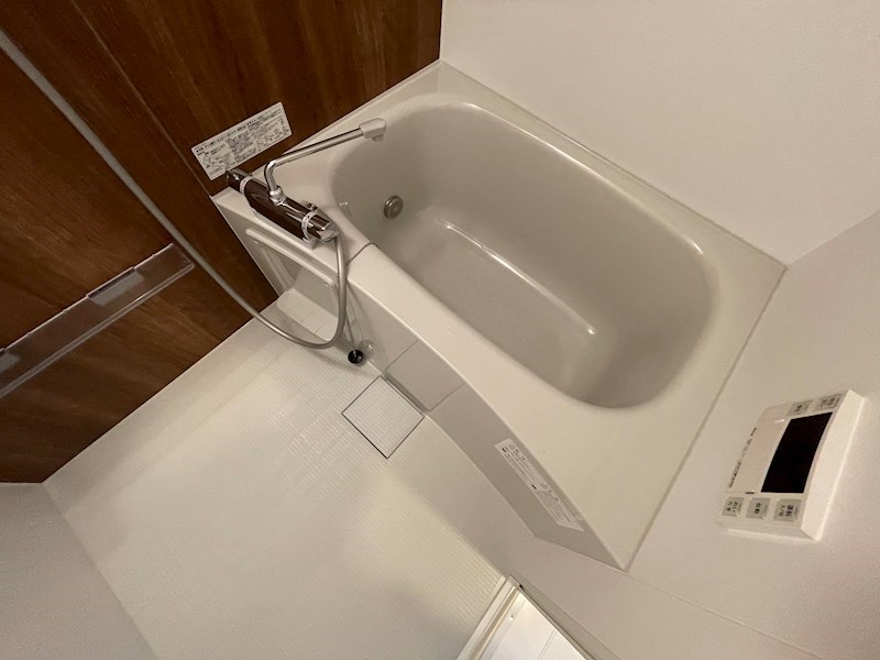 バス・シャワールーム　別号室写真使用