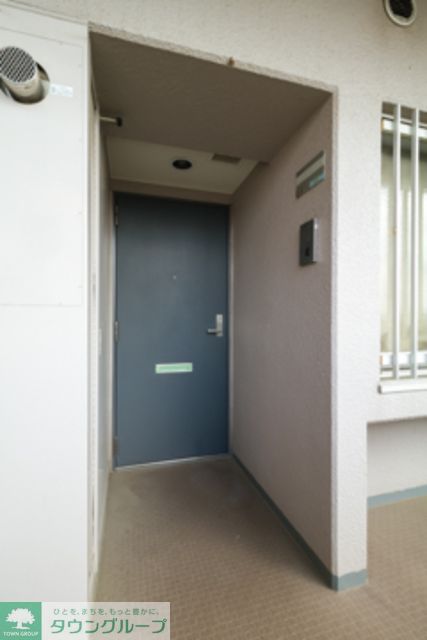 玄関　※写真は同タイプ住戸です。