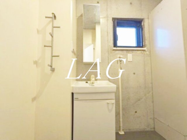 洗面設備　洗面台です。