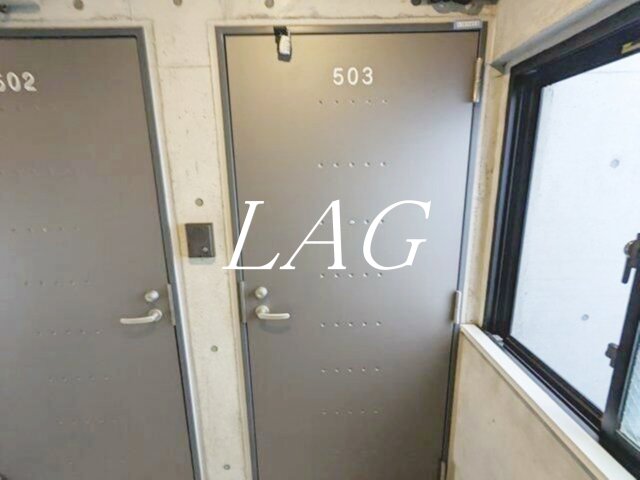 玄関　玄関です。