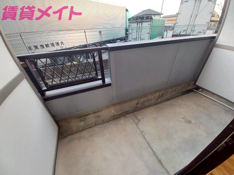 バルコニー　同型参考写真