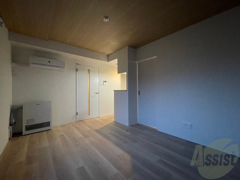 居室・リビング　広々としたリビングですね。使い勝手がよさそうですね！