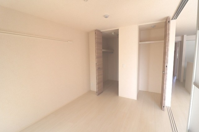 その他部屋・スペース　洋室６帖