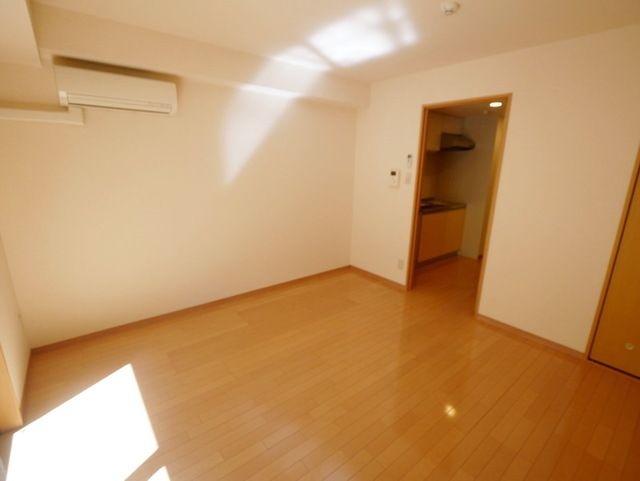 居室・リビング　★フローリングの綺麗なお部屋です★