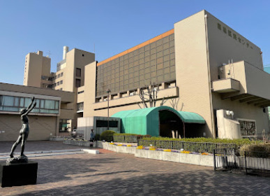 役所　目黒区民センター（役所）まで210m