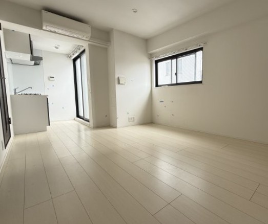 居室・リビング　☆明るい洋室☆