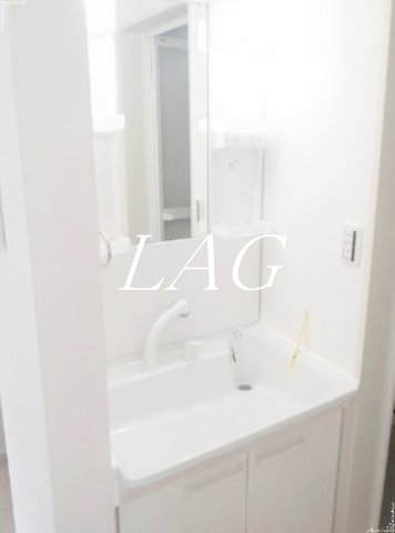 洗面設備　洗面台です。