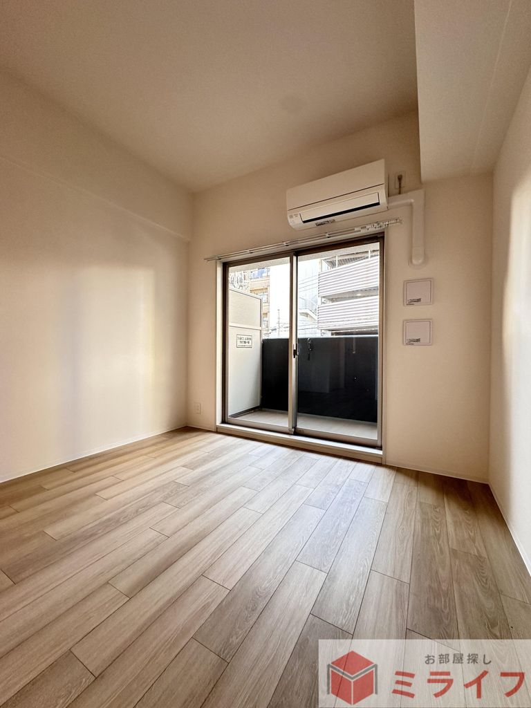 バルコニー　同施工会社・同仕様イメージ写真